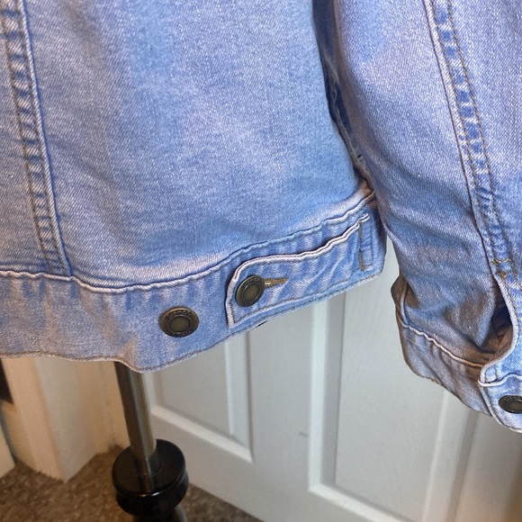 Woman Within Jean Jacket Light Blue Denim Sz 16W NWOT - Picture 6 of 8